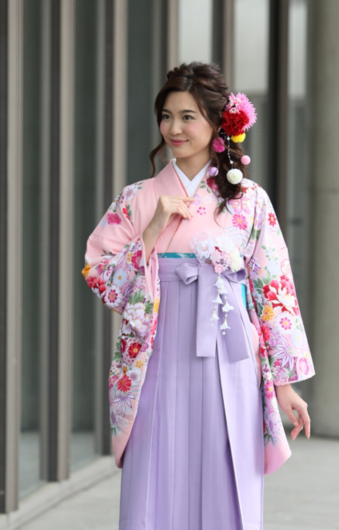 卒業袴KC-041（宅配レンタル）ピンク色古典柄着物