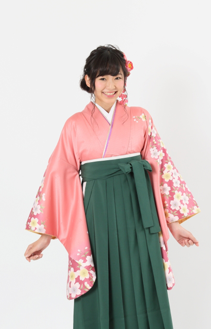 卒業袴KD-004（宅配レンタル）ピンク色古典柄着物