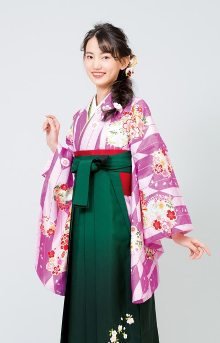 卒業袴KM-003（宅配レンタル）ピンク色古典柄着物